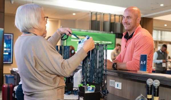 CONNECT_Carousel - 17_CONNECT_2025