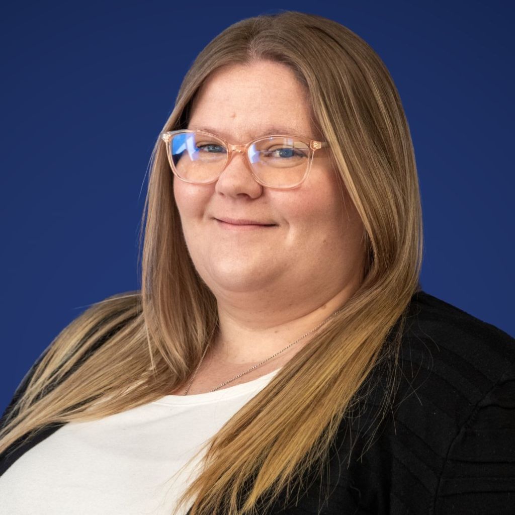 Headshot of Kaitlyn Lynady.