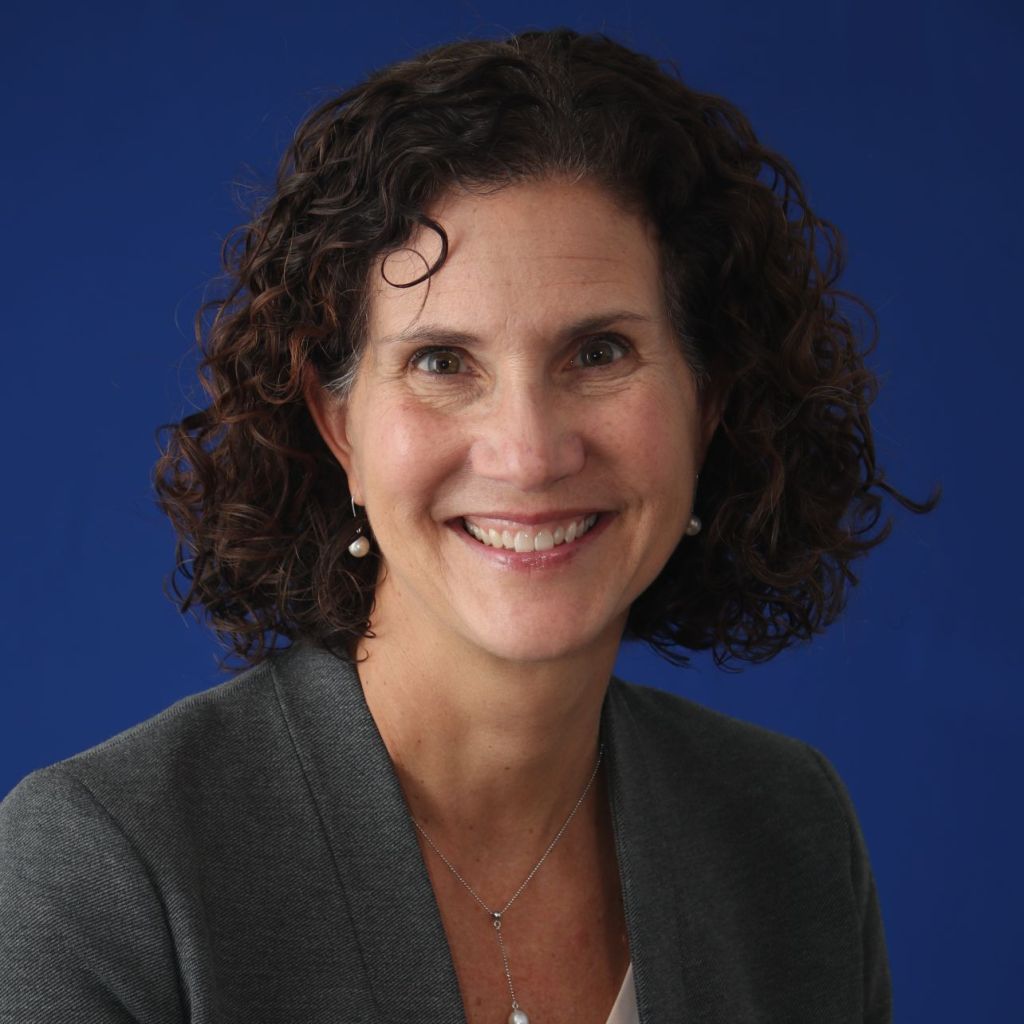 Headshot of Lisa Lounsbury.